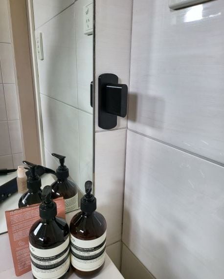 Επιτοίχια βάση Dyson Airwrap