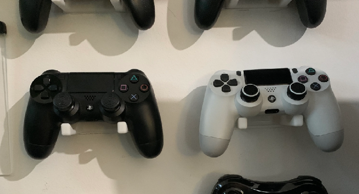 Καθολική βάση ελεγκτή για PlayStation, Xbox και Nintendo Switch