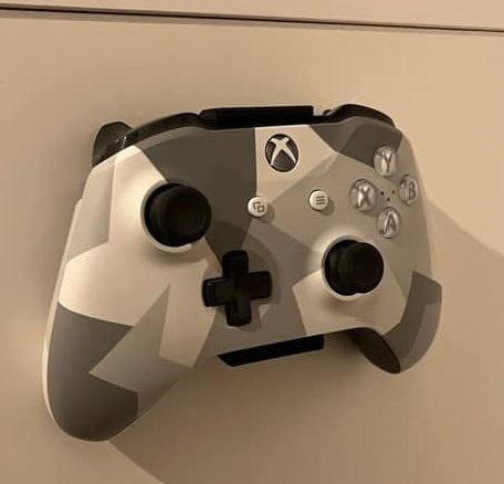 Τοίχου τοποθέτηση για χειριστήριο Xbox One