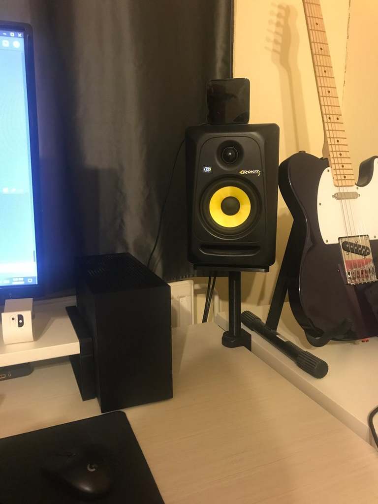 Βάση για οθόνες Studio και ηχεία
