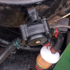 John Deere 111 Βάση για αντλία καυσίμου aftermarket