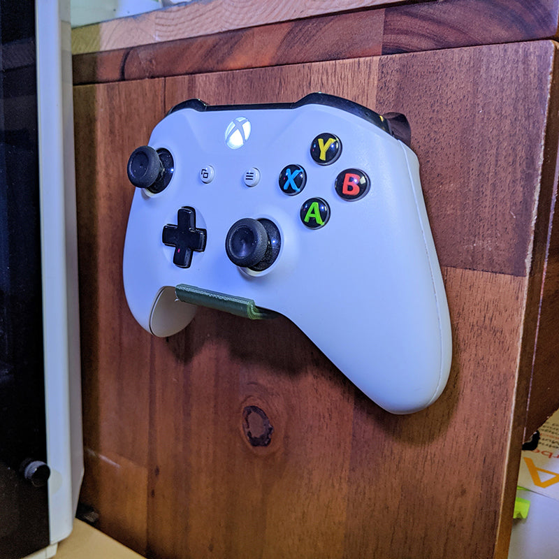 Βάση τοίχου για χειριστήριο Xbox One S X (για παχύτερη μπαταρία)