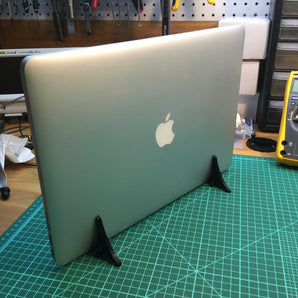 Κάθετη βάση για MacBook Pro 15" Retina (18mm)