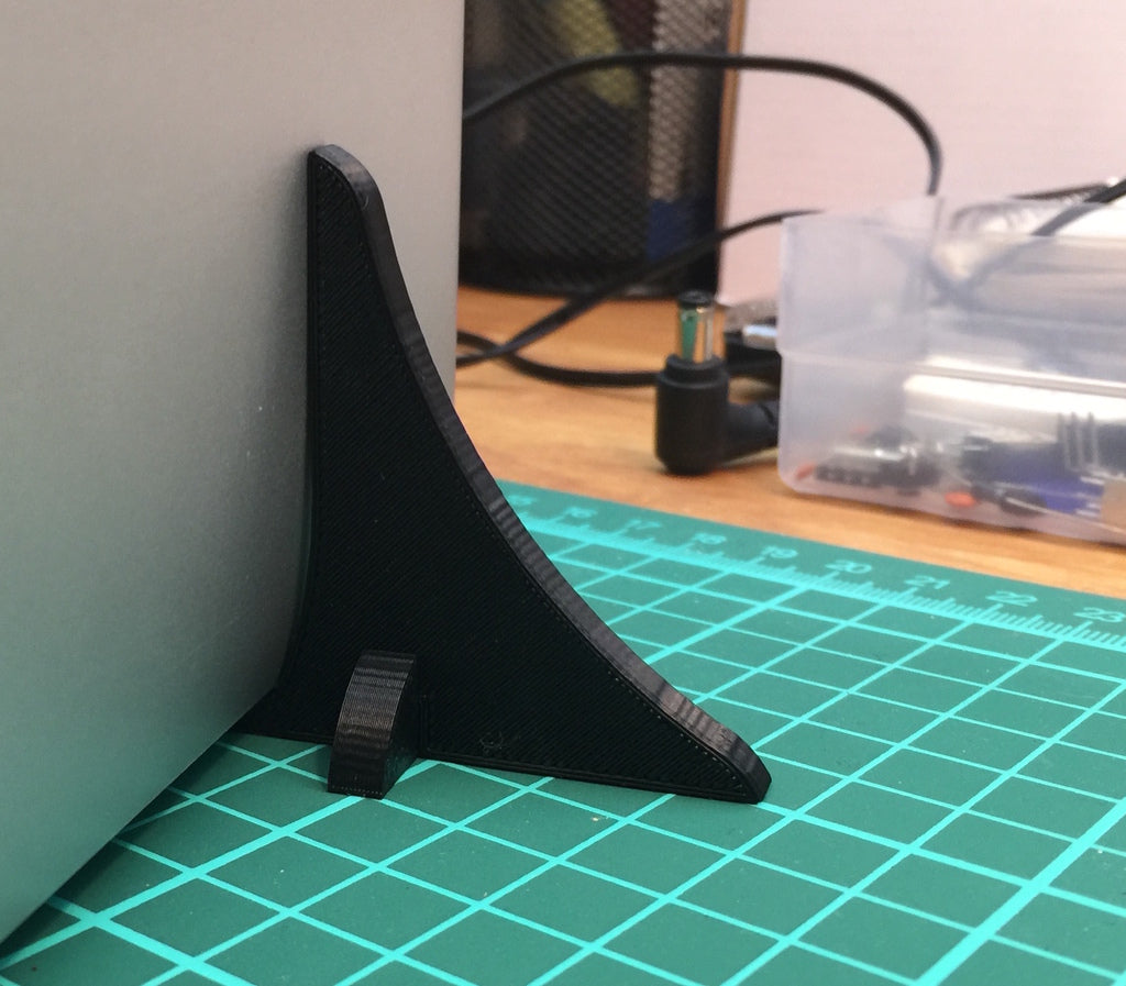Κάθετη βάση για MacBook Pro 15" Retina (18mm)