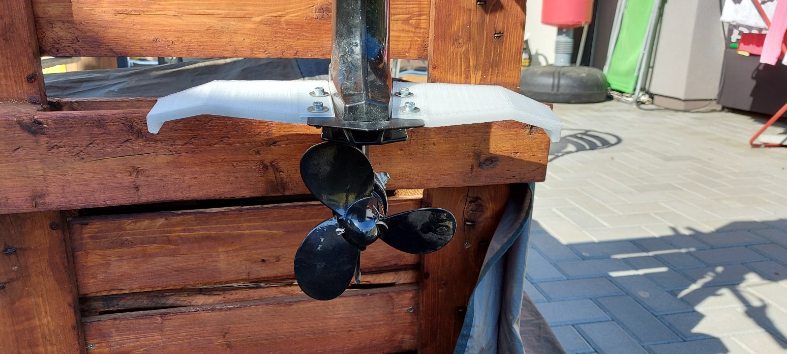 Πτερύγιο σταθερότητας για κινητήρα σκάφους