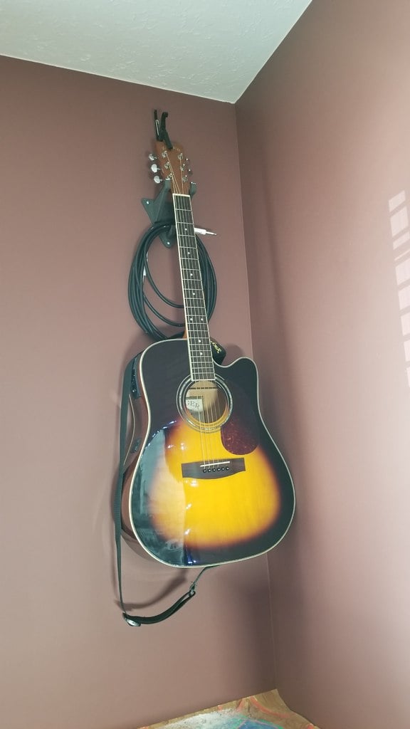 Βάση τοίχου κιθάρας με γάντζο