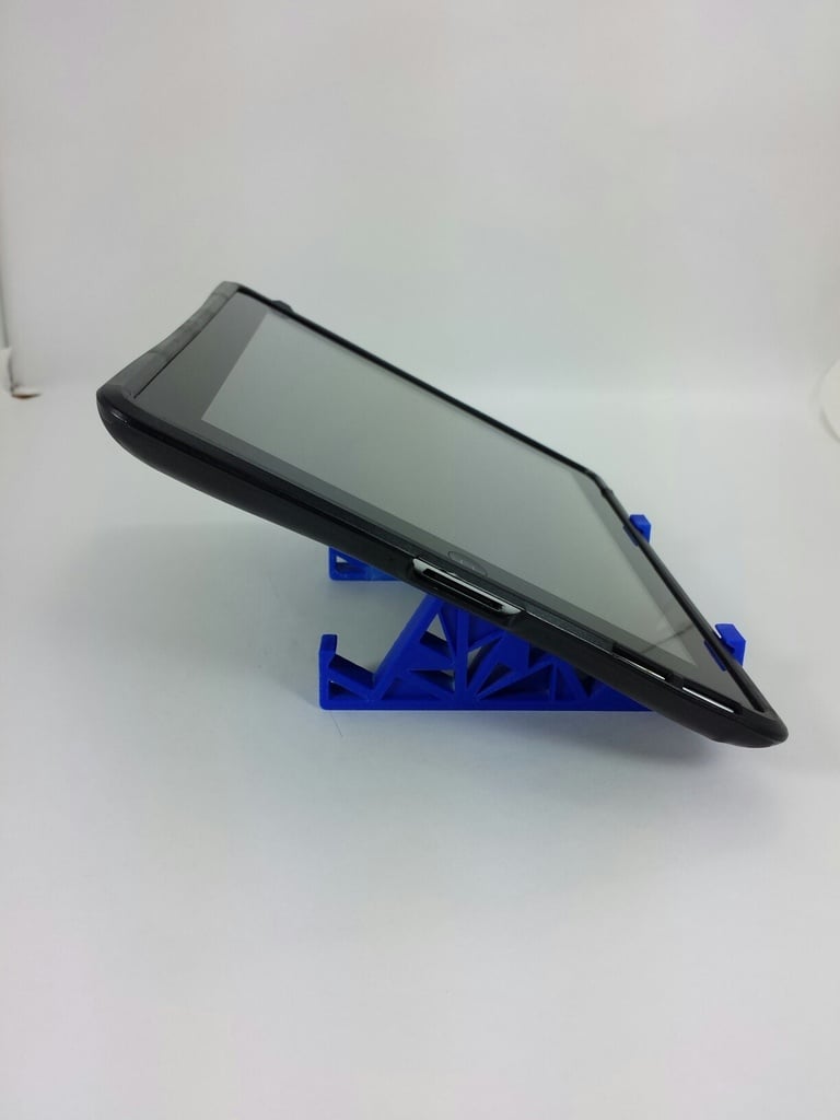 Triangles Tablet Stand για iPad και Nook
