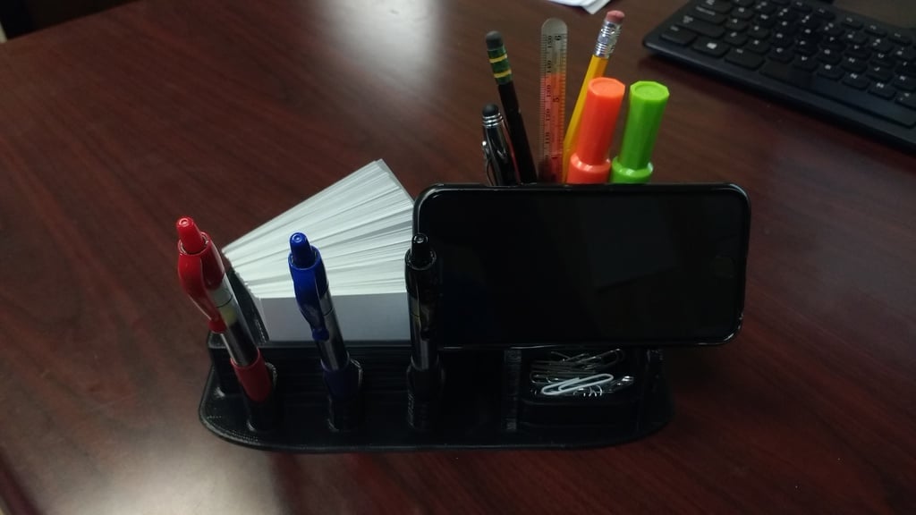 Organizer γραφείου Remix με θήκη για στυλό, θήκη τηλεφώνου, θήκη για επαγγελματικές κάρτες και δίσκο συνδετήρων