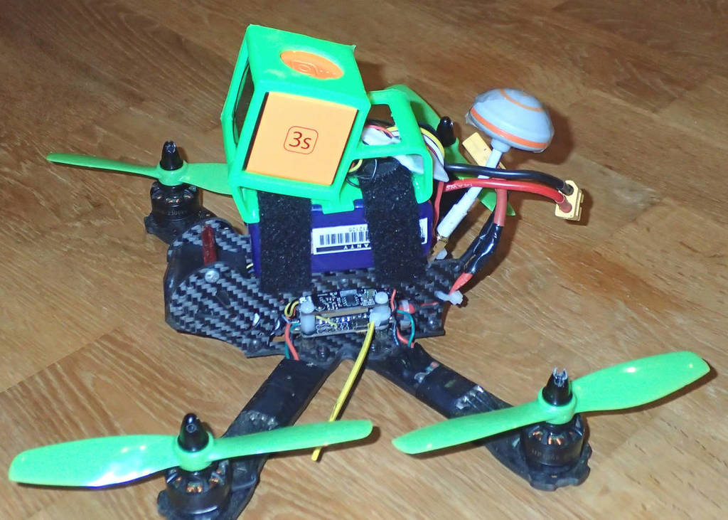 Στήριγμα Drone με διπλό λουρί RunCam 3s για τοποθέτηση μπαταρίας στην κορυφή
