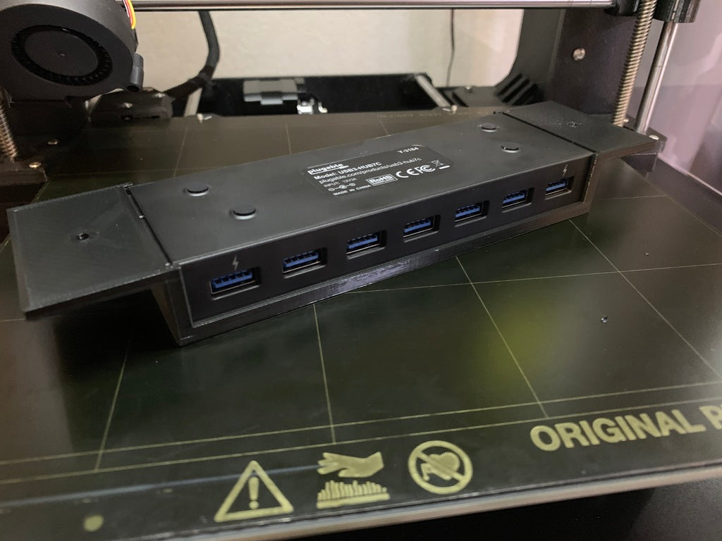 Βάση κάτω από το γραφείο για σύνδεση USB3-HUB7C