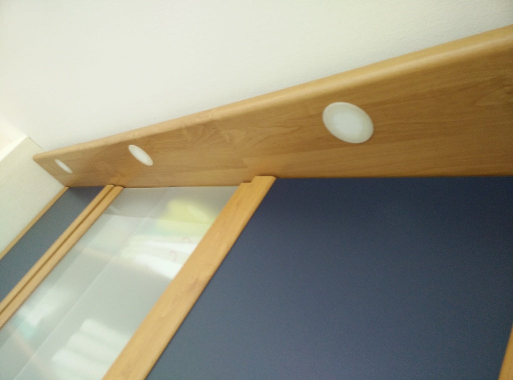 Προσαρμογέας σημείων LED σε αλογόνο IKEA Dioder για τρύπες στο ντουλάπι