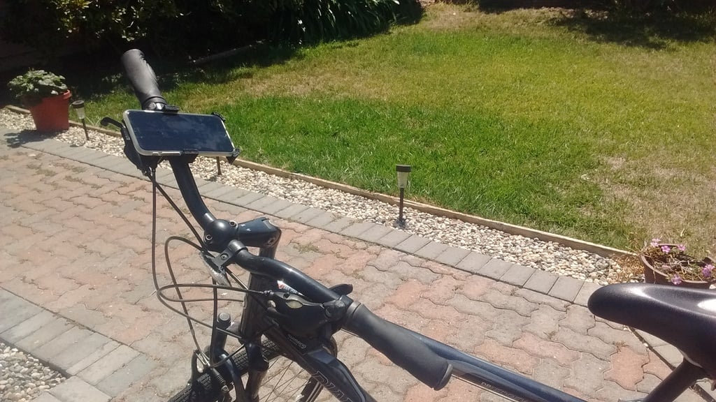 Προσαρμοσμένη βάση κινητού τηλεφώνου για ποδήλατο
