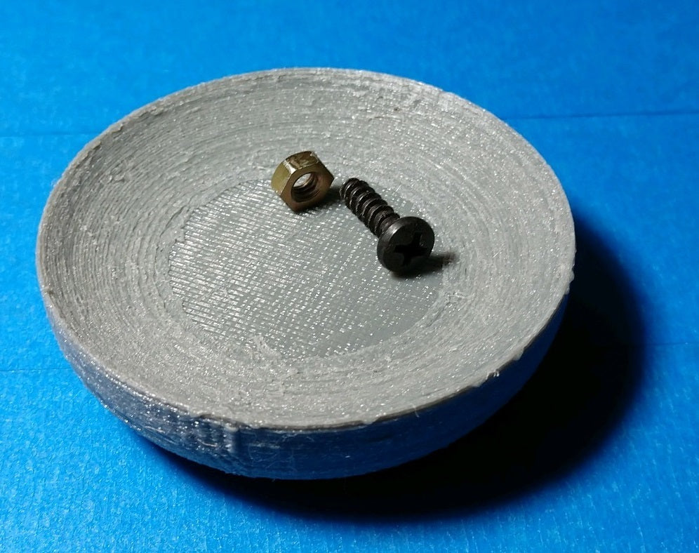 Remix Magnetic Screw Tray Magnified