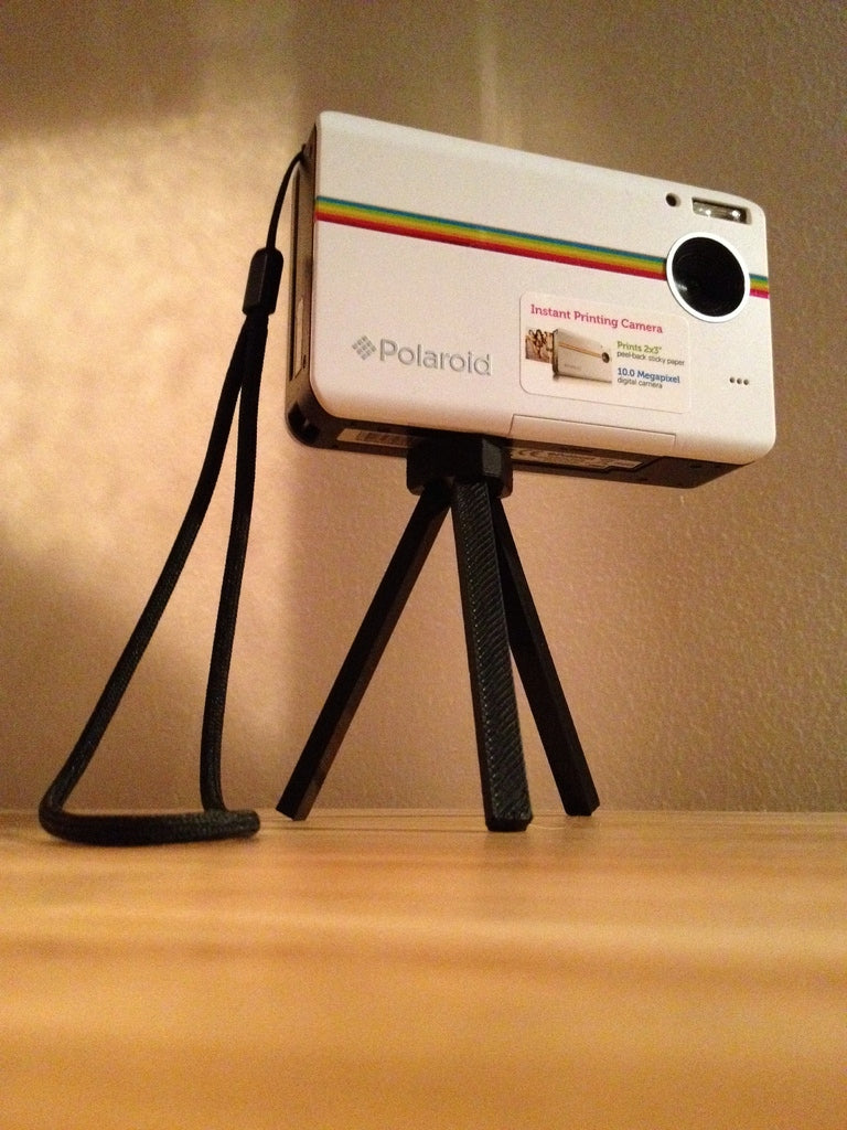 Μίνι τρίποδο με εκτυπώσιμα πόδια για μικρές φωτογραφικές μηχανές