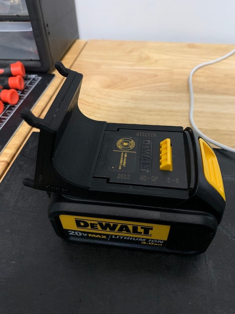 Μπαταρία DeWalt 20V Max Battery Pegboard (Χωρίς υποστήριξη)