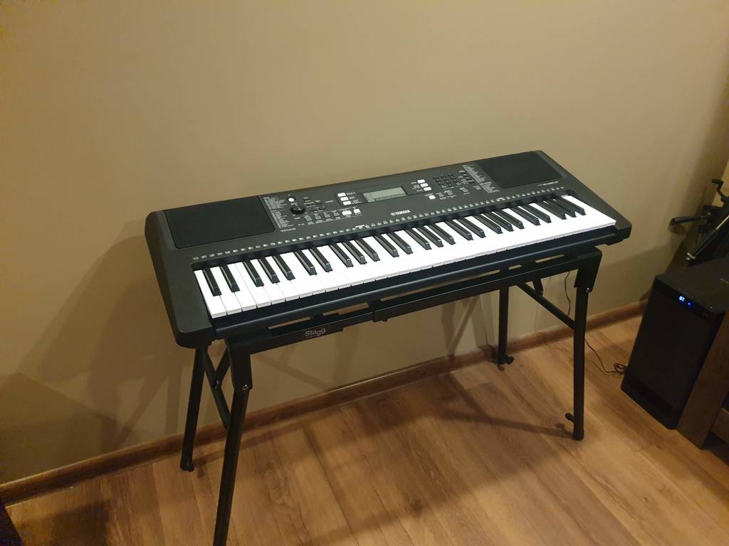 Προσαρμογέας βάσης πιάνου Yamaha PSR-363 από τη Stagg
