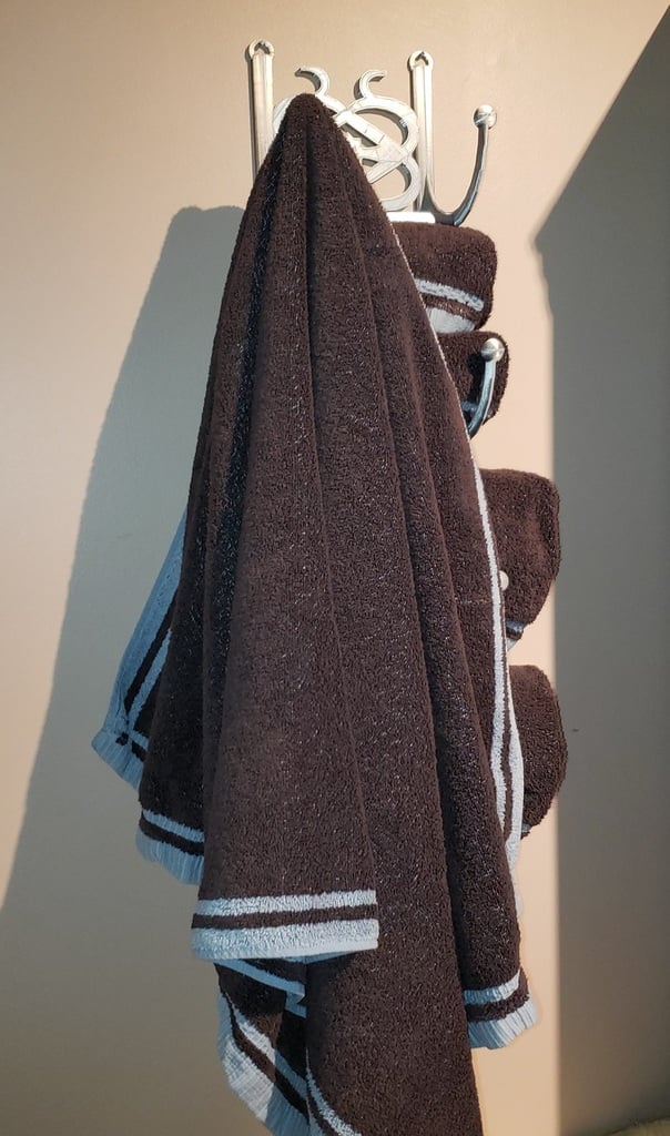 Διασυνδεδεμένη κρεμάστρα για πετσέτες για μπάνια