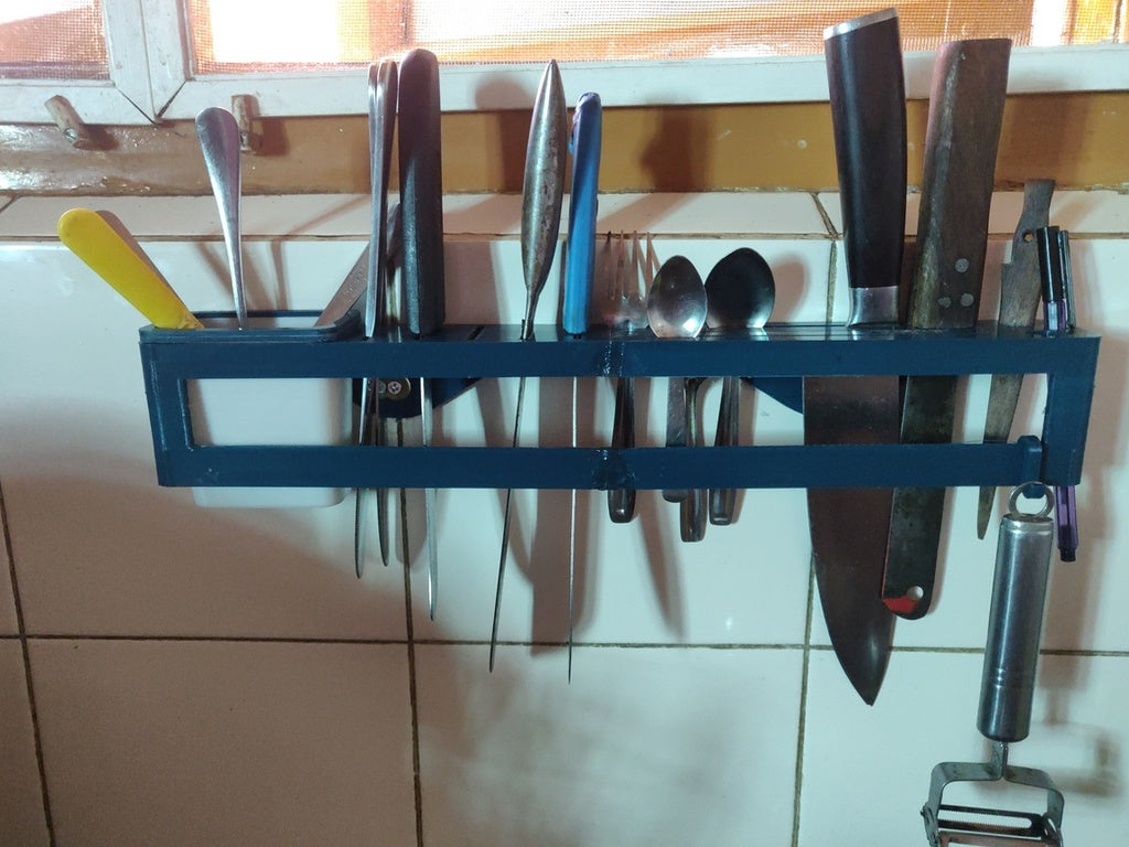 Μαχαίρι κουζίνας και θήκη αξεσουάρ για καθημερινή χρήση