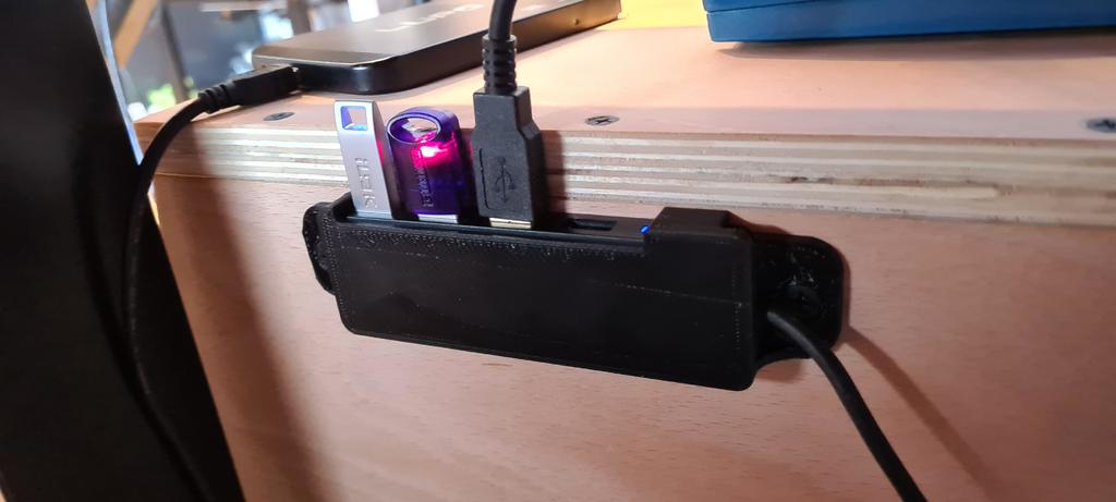 Βάση στήριξης Anker 4 Port USB Hub