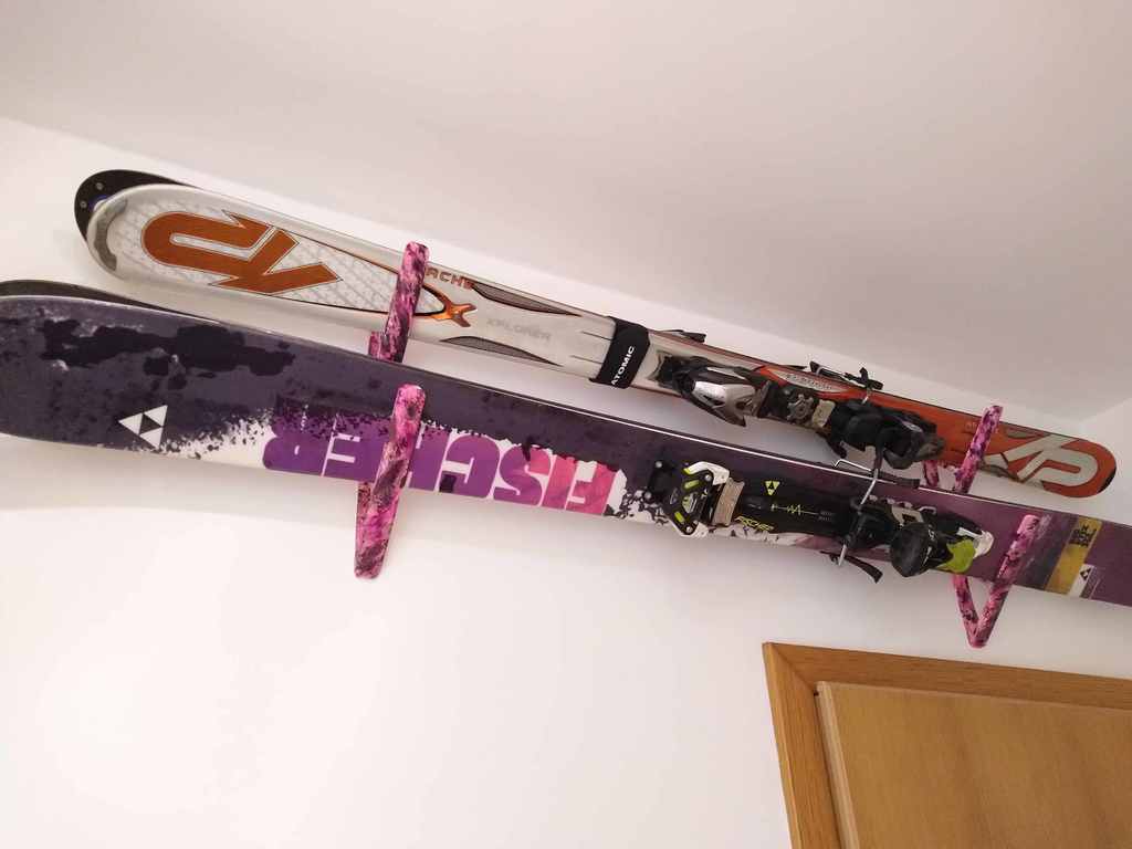 Σχάρα τοίχου για σκι για φαρδιά σκι πούδρας