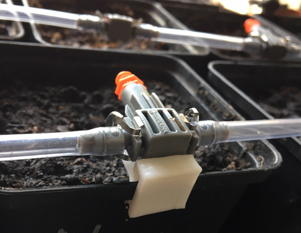 Βάση συστήματος Micro Drip Gardena για γλάστρες φυτών